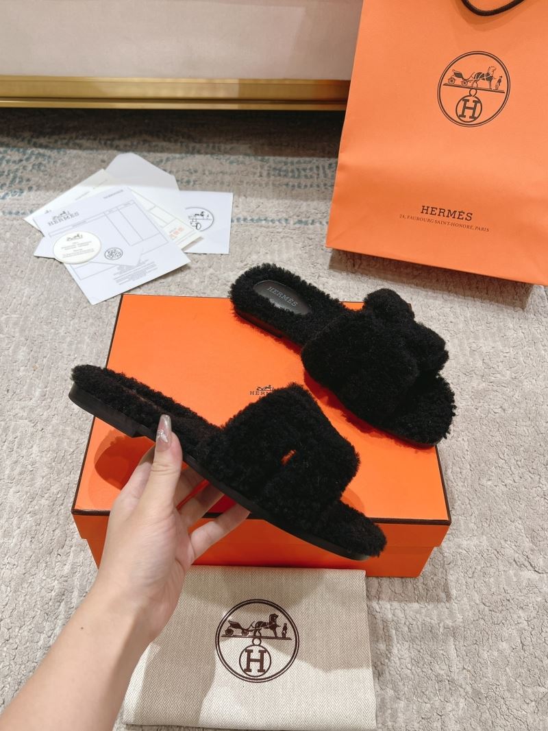 Hermes Slippers